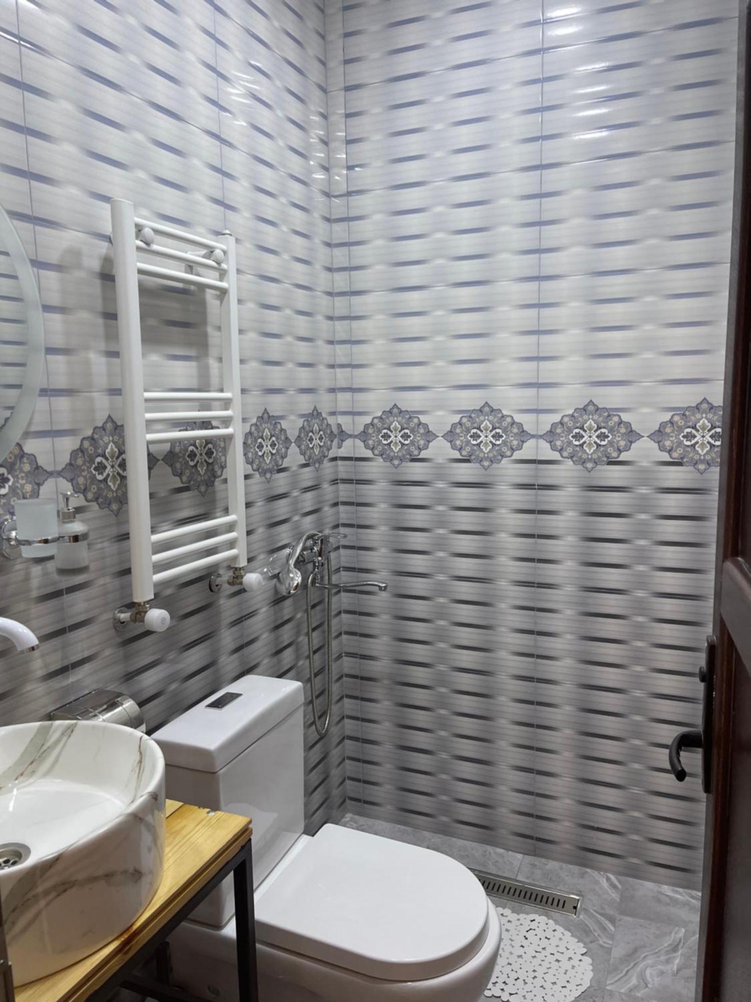 Sunny Guesthouse Kazbegi Eksteriør bilde