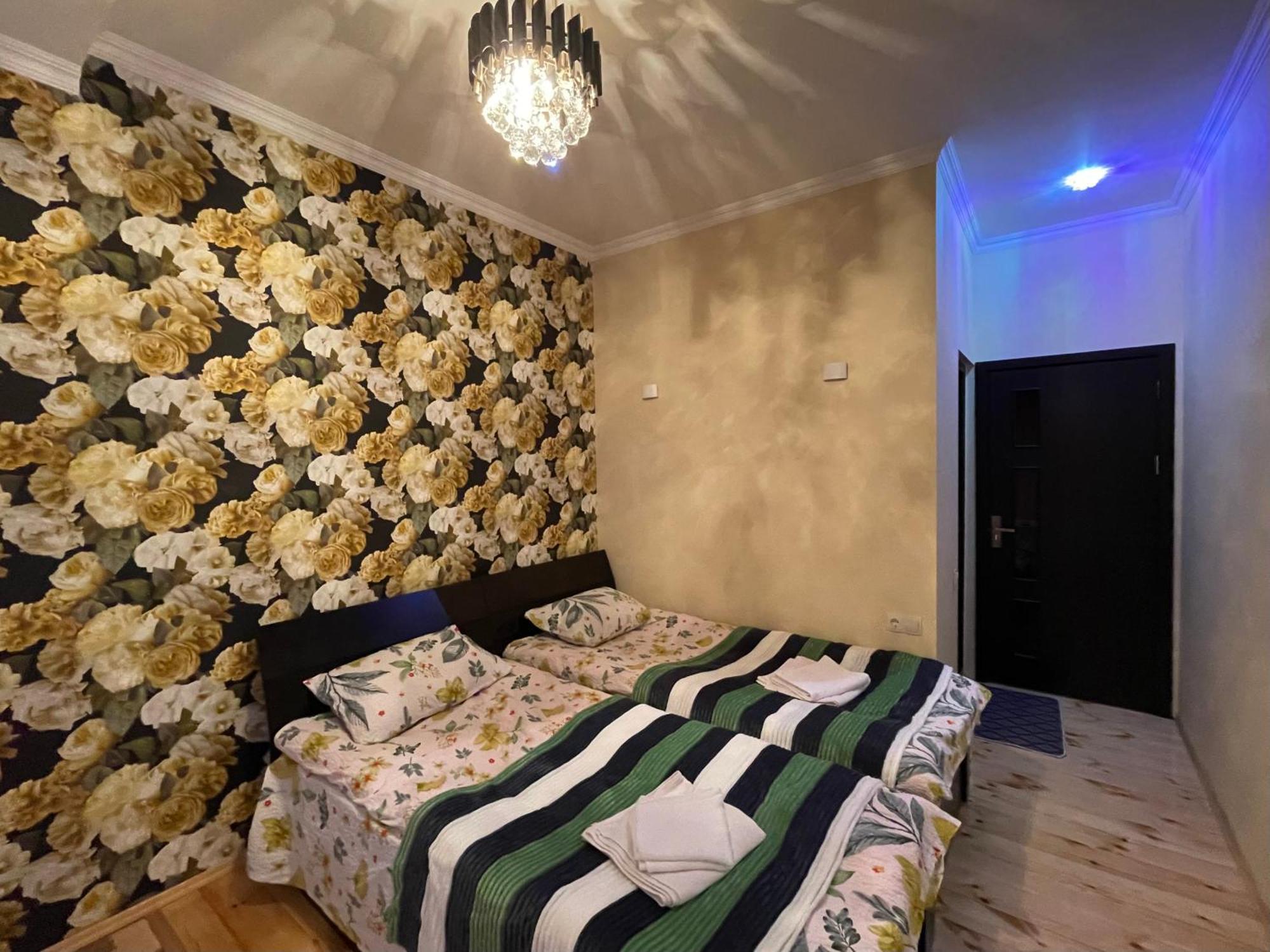 Sunny Guesthouse Kazbegi Eksteriør bilde